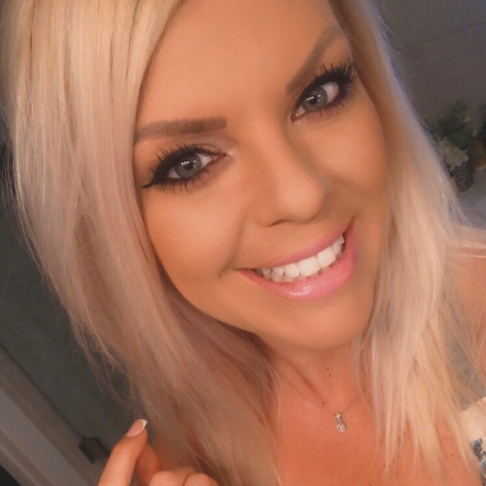 Meet your Posher, Melanie
